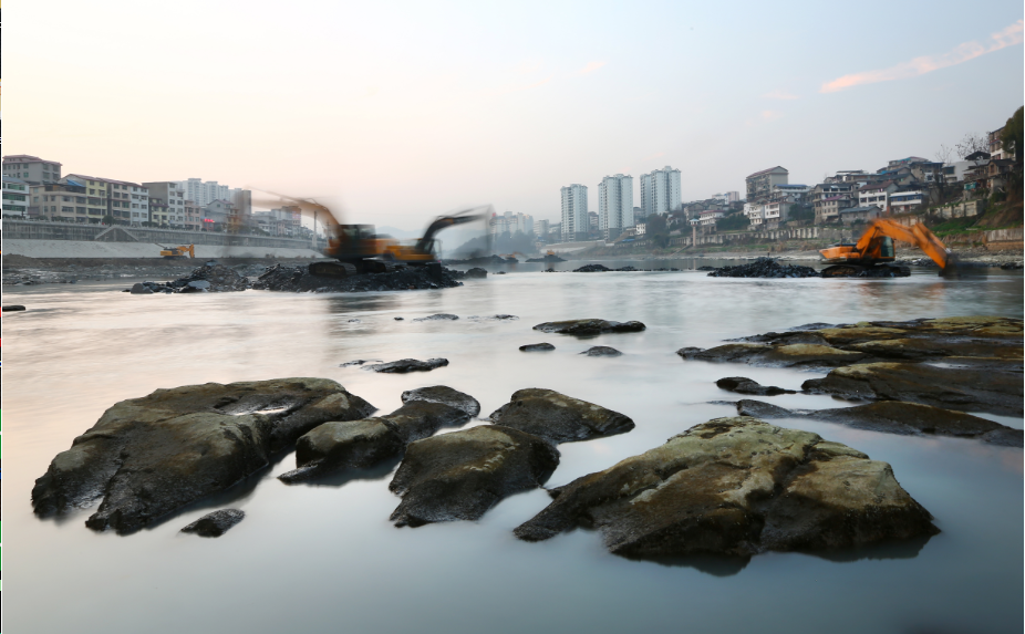 24_1 整治澧水河(組照) 毛治國(guó) 15074418098.png